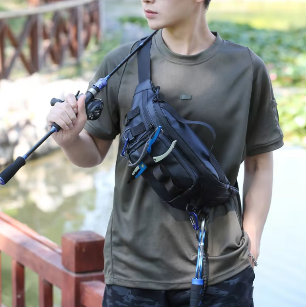 Сумка спінінгіста через плече водонепроникна, матова екошкіра, Сумка рибальська для ходової риболовлі