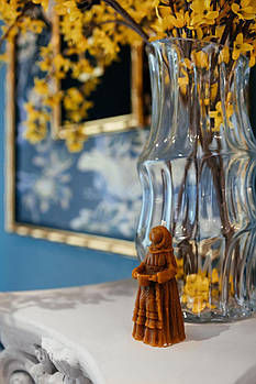 Свічка воскова Лялька-мотанка маслянка Salted Caramel / Солона карамель