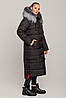 Практичний жіночий пуховик чорного кольору з хутряною опушкою, чорне жіноче зимове пальто з плащівки, фото 3