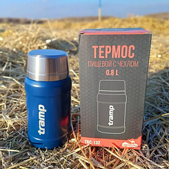 Харчовий термос TRAMP 0,8 л з чохлом синій TRC-132-blue для перших і других страв