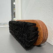 Щітка для чищення шкіри та текстилю