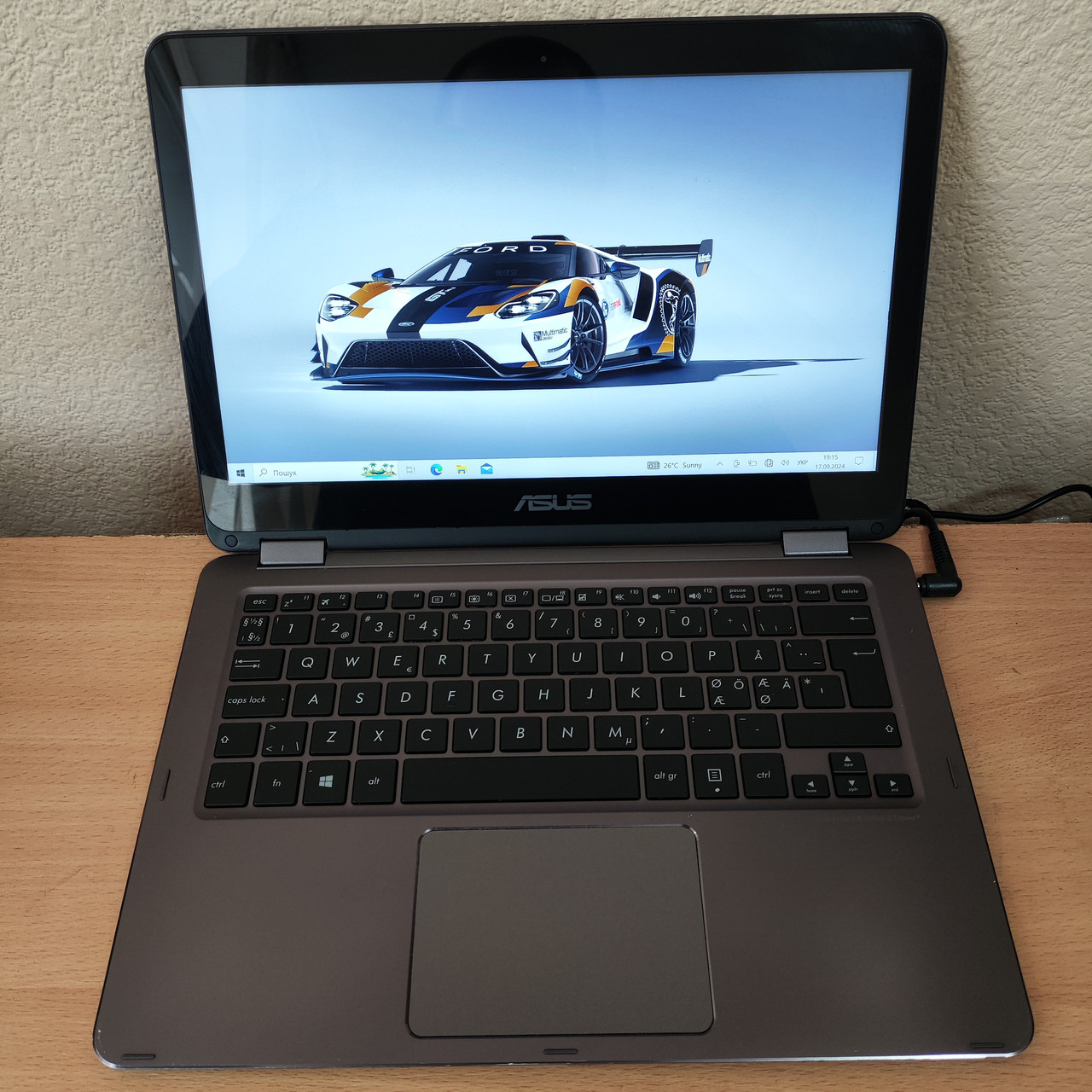 Ноутбук трансформер Asus UX360C 13.3" FHD IPS ТАЧ Core M3-6Y30/4 GB LPDDR3/Intel HD Graphics 515
