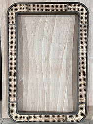 Дерев'яна  рама для дзеркала з ротангом
