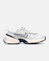 Жіночі Кросівки Nike V2K Runtekk Summit White Navy / Найк В2К Рантек Самміт Білі з Синім та Бежевим, фото 4
