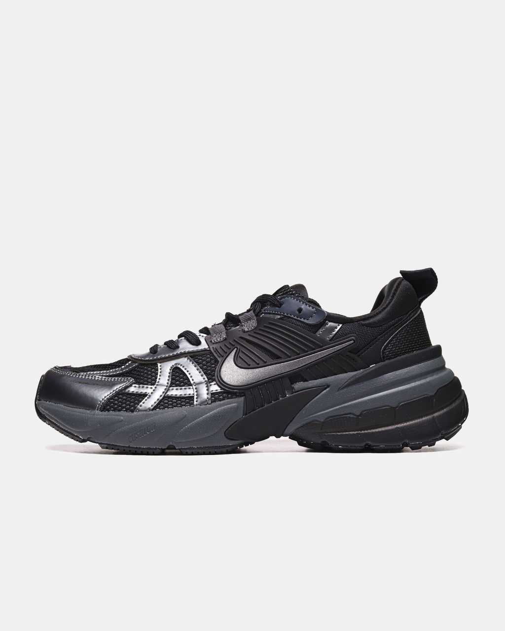 Кросівки Nike V2K Runtekk Black Dark Smoke Grey / Найк В2К Рантек Смоук Чорні з Темно Сірим та Сріблястим