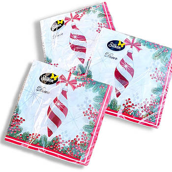 Новорічні паперові серветки Silken "Ялинкова гілка з іграшкою" 3 шари 18 штук