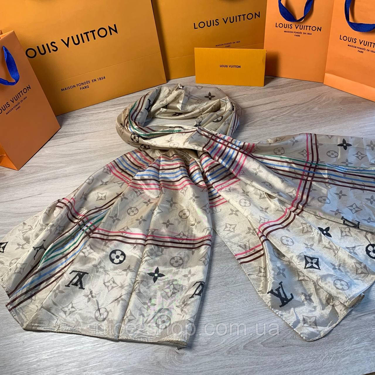 Палантин Louis Vuitton шовковий