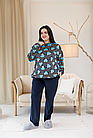 Жіночий хатній брючний костюм темно-синього кольору з принтом Кольорові ромби 56, фото 6