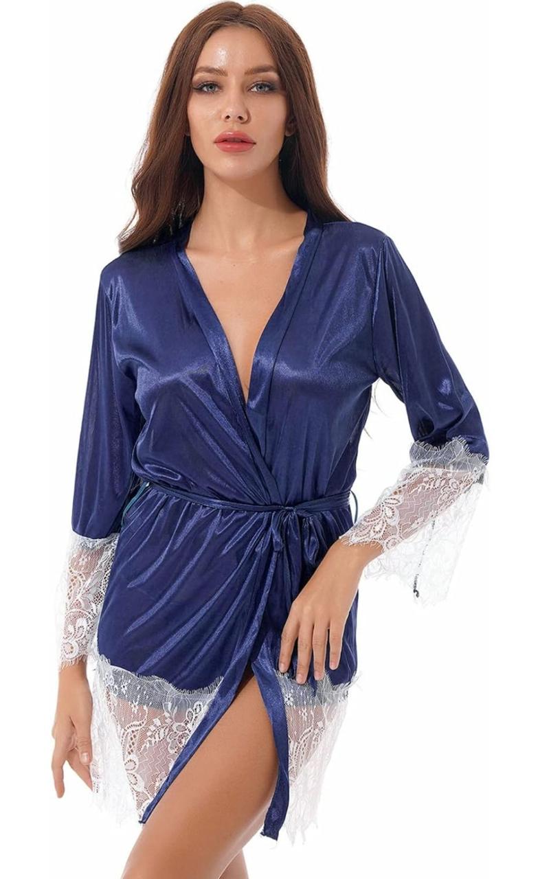 Халат із мереживом