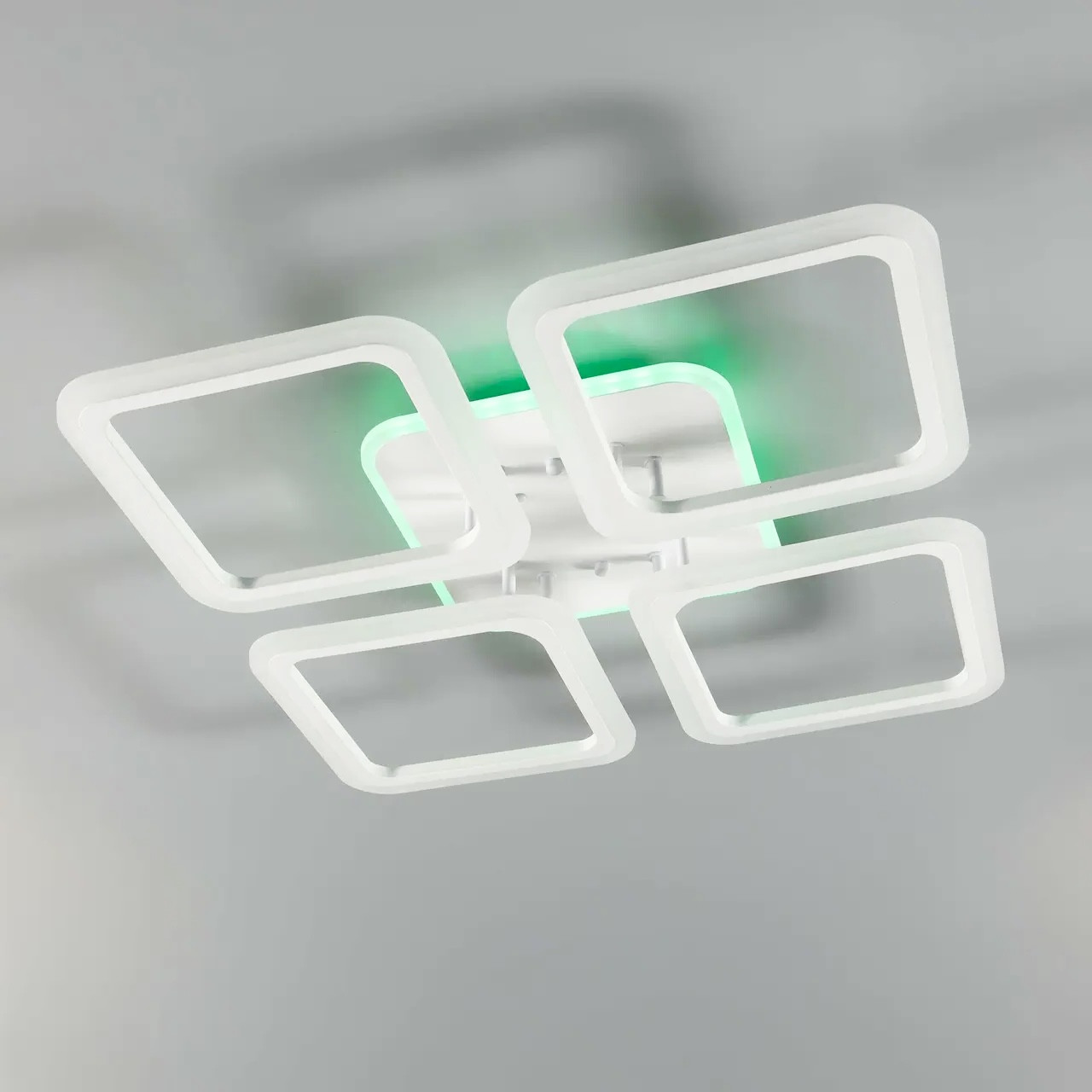 Біла Led-люстра квадратної форми з пультом та rgb-підсвічуванням до 18 м² ROOM RGB 70W 4S, фото 1