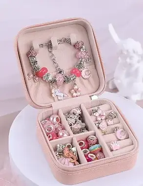 Набір для створення шарм-браслетів (скринька для прикрас, браслети, намистини, підвіски, в коробці) DLS 1119, фото 2