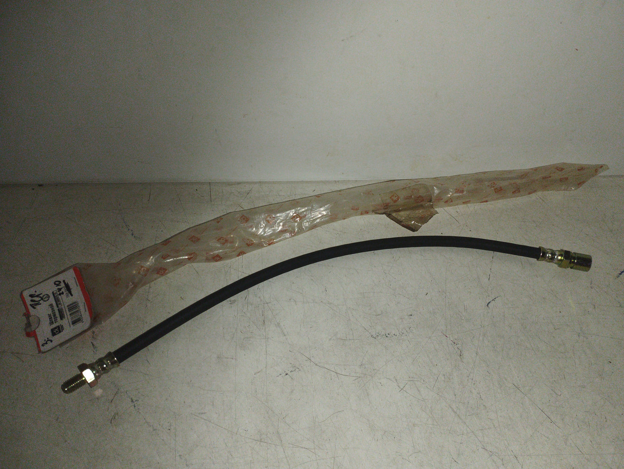 DK Шланг гальмівний задній Волга 2410, фото 1