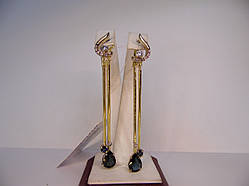 Золоті жіночі сережки з діамантами та сапфіром, вага 11,6 г.