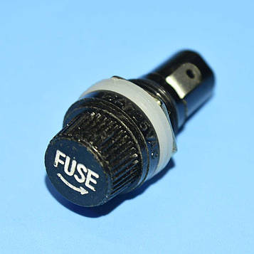 Тримач запобіжника 5х20мм корпусний 1-0902