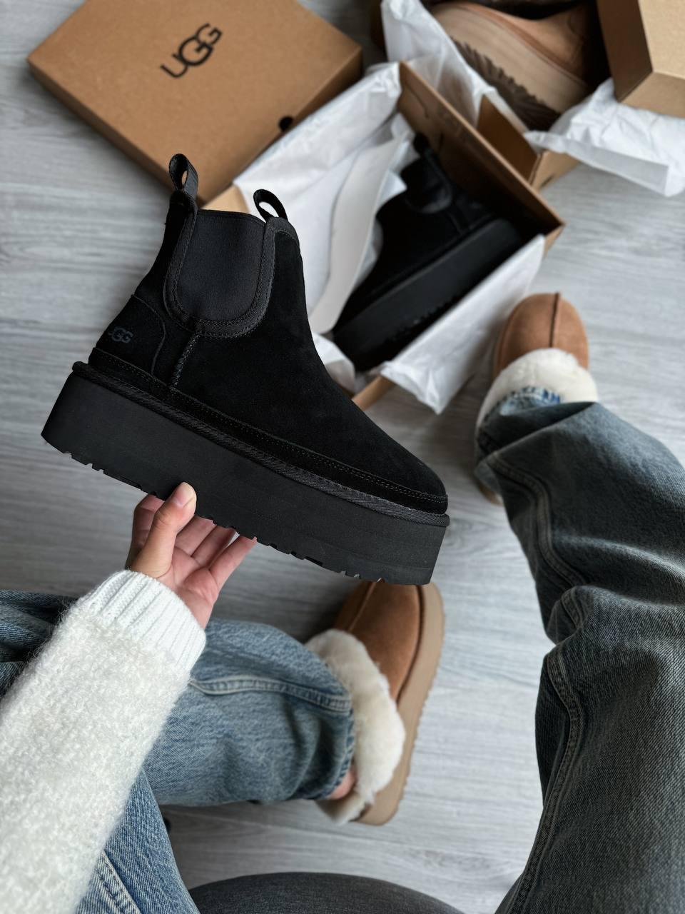 Жіночі черевики UGG Neumel Platform Chelsea Boot Black 1134526-BLK