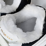 Жіночі кросівки Alexander McQueen White Black Gloss Winter (з хутром), фото 3