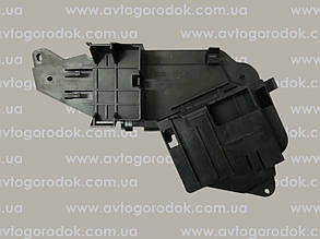 Кронштейн блока керування Audi A6 C5