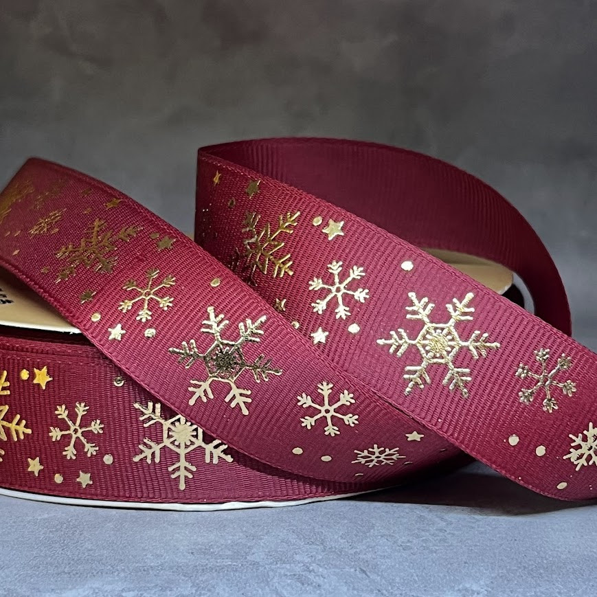 Репсова стрічка 2,5 см Золоті сніжинки, колір- бордовий, метр, Бордовий, фото 1