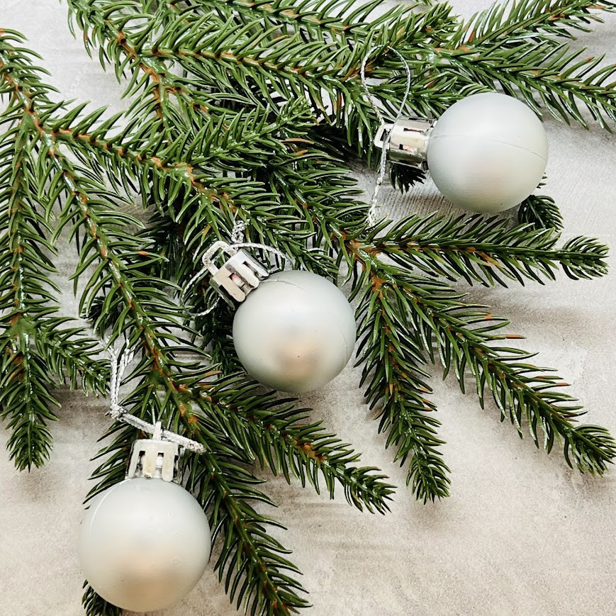 Маленька новорічна куля матова d =3 см, колір срібло, поштучно, Сріблястий, фото 1