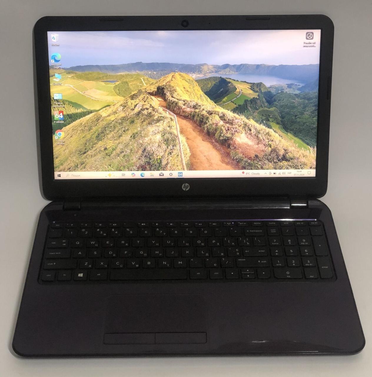 Б/в Ноутбук Б-клас HP 15-r036ds 15.6" 1366x768| Celeron N2920| 8 GB RAM| 120 GB SSD| HD