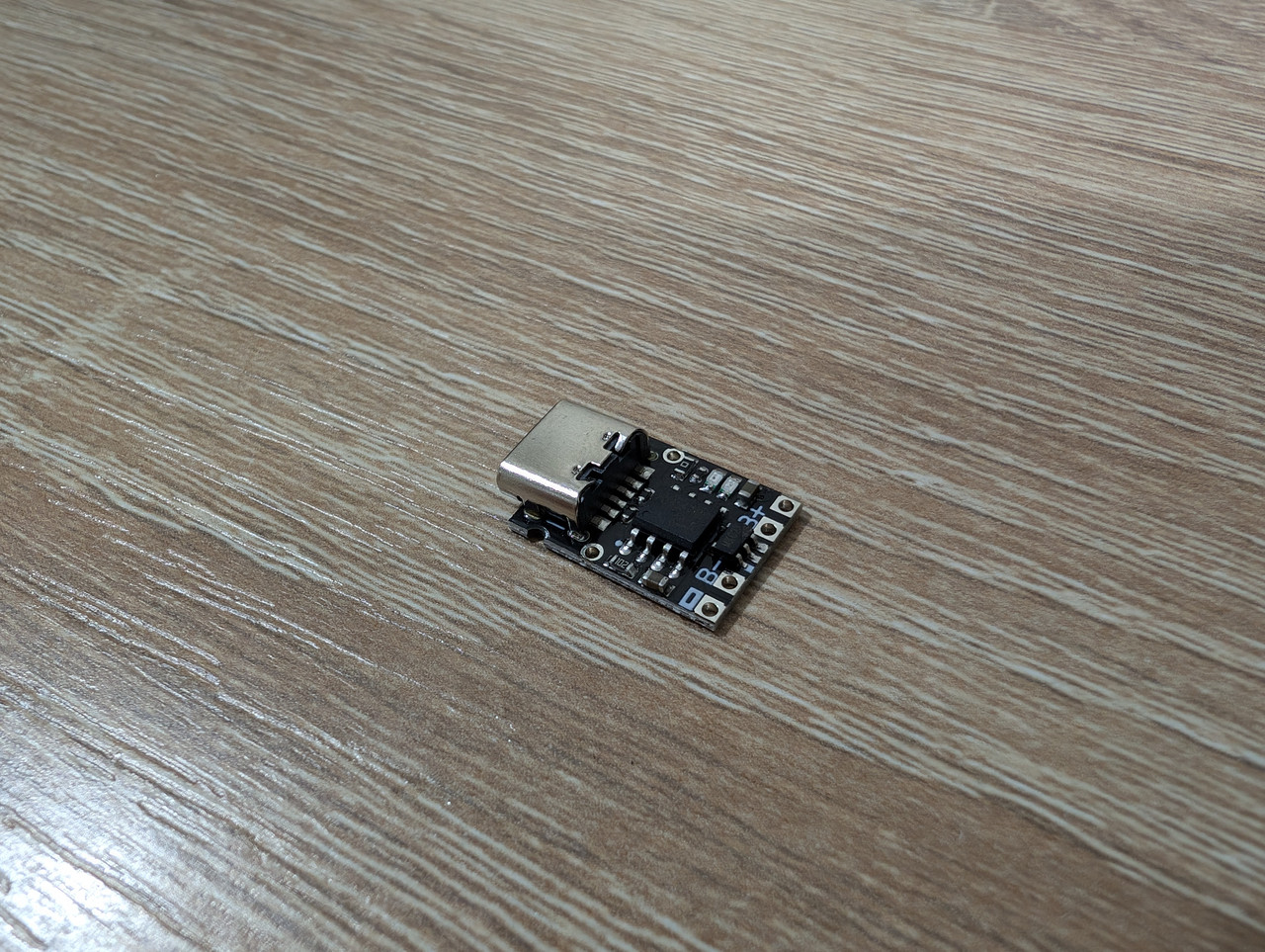 Плата зарядки TP4057 4.2В 1А (4.2V 1A) 18650 Li-ion Type-C