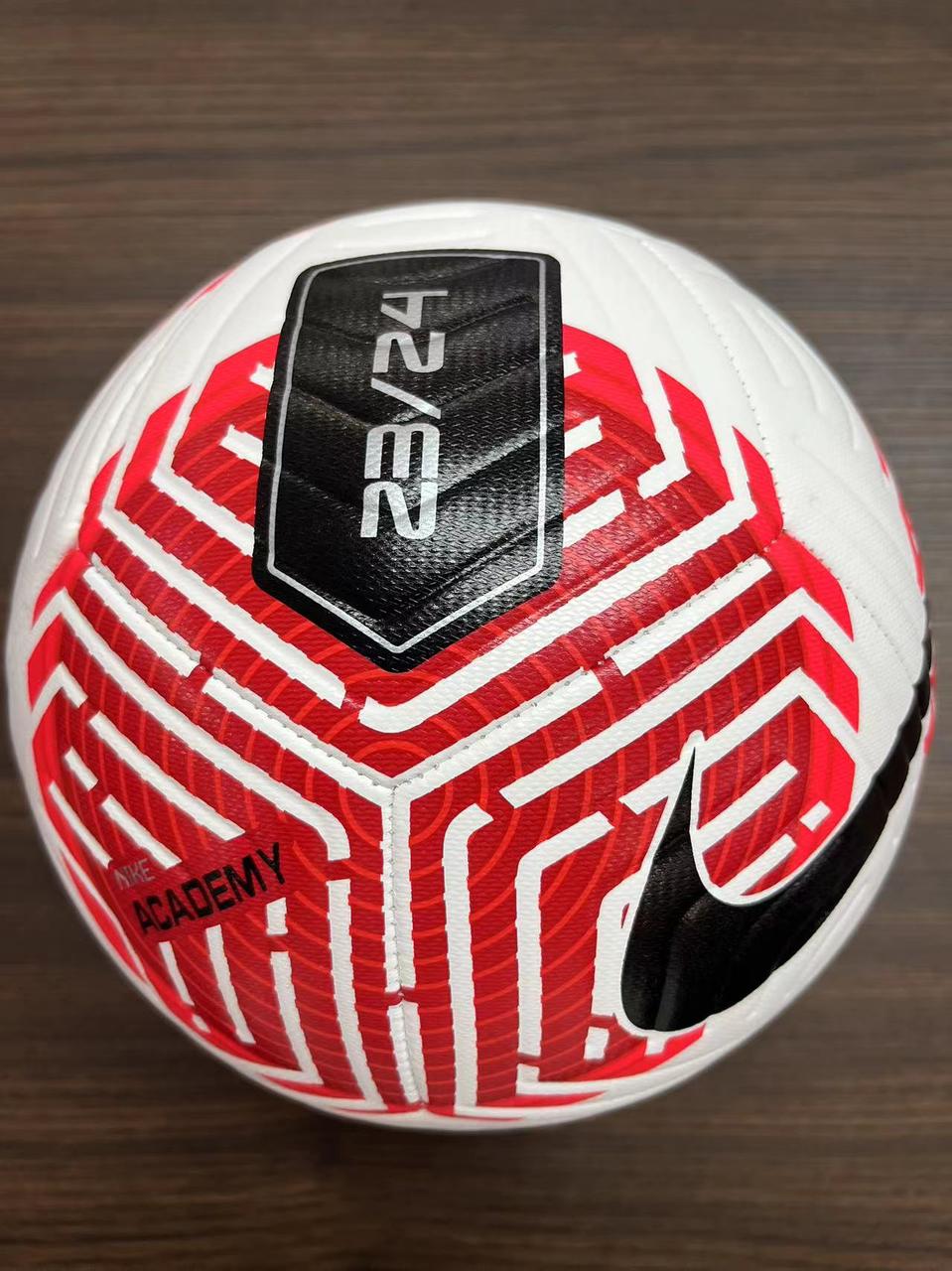 Футбольний м'яч Nike Premier League Flight