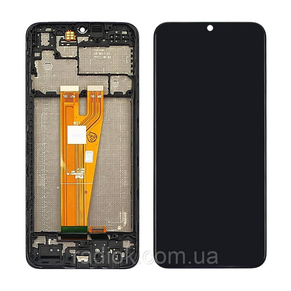 Дисплей для Samsung A045F Galaxy A04 (2022) з чорним тачскрином і корпусною рамкою