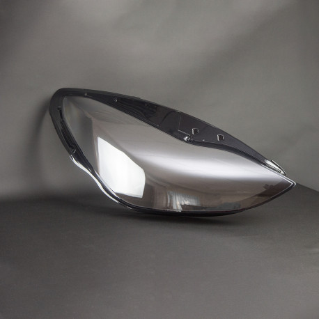 Пластикове скло фари Tesla Model 3 2020-2022 праве (пасажирське), фото 1