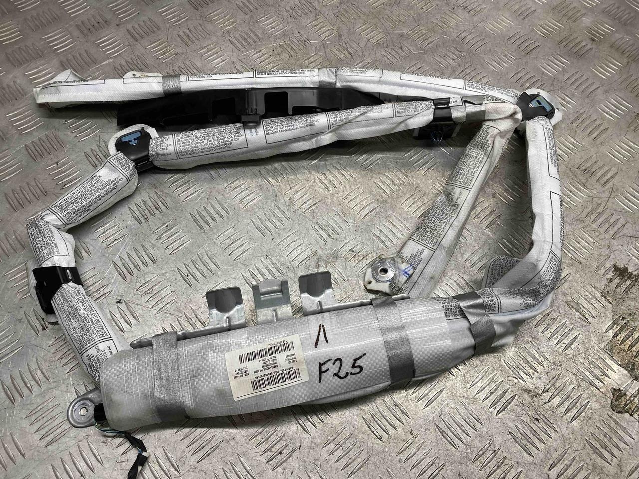 Б/В Шторка безпеки ліва BMW X3 F25 72129182225, фото 1