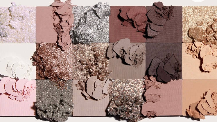 Палетка теней для век Huda Beauty Eyeshadow Palette Icy Nude