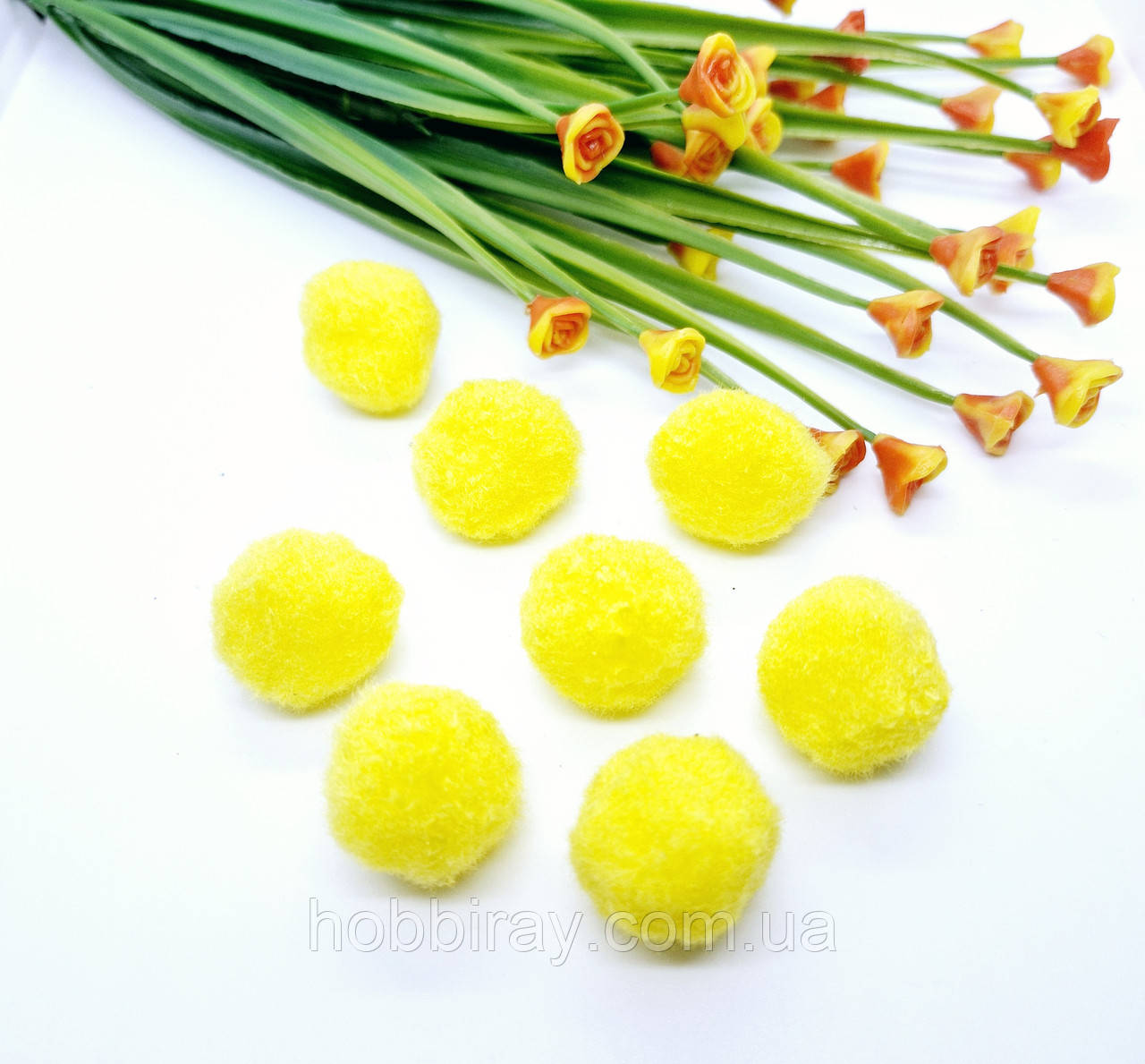 Помпончики 2,5 см. 20 шт. Колір жовтий., фото 1