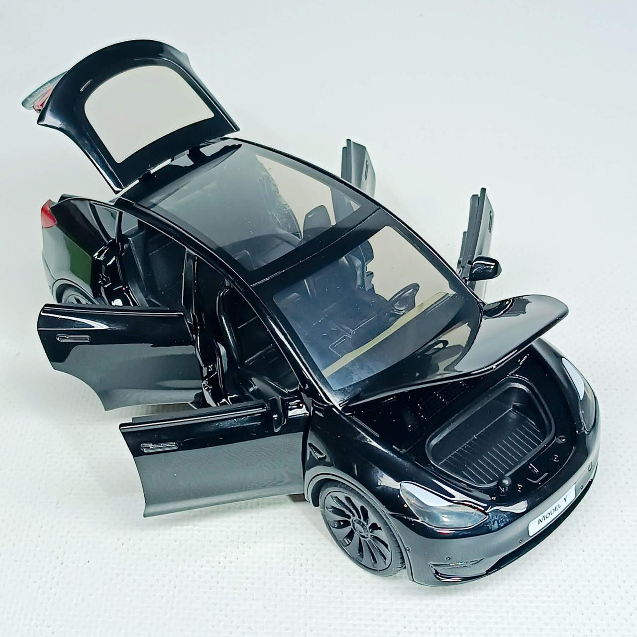 Машинка Автопром «Tesla модель Y із зарядною станцією» чорна, 1:24 (18 см) AP7711-4