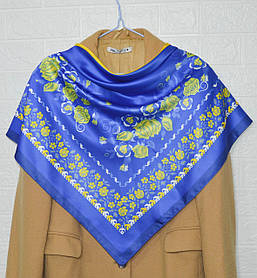 Хустка жіноча легка шовкова елегантна з принтом і візерунком патріотична  90*90 візерунок барвінок двустороння