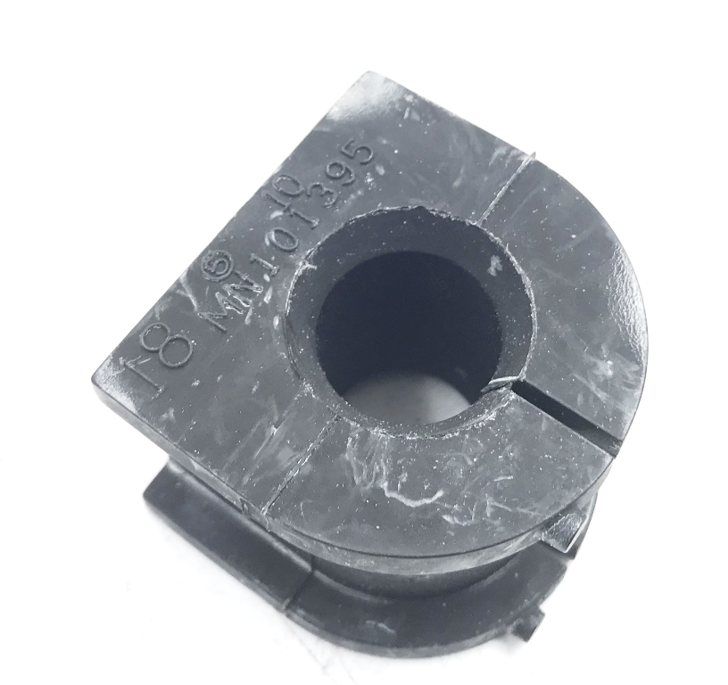 Втулка заднього стабілізатора, оригінал MN101395 OUTLANDER XL