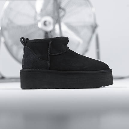 Зимові Жіночі Черевики UGG Classic Ultra Mini Platform Black / УГГ Класик Ультра Міні Платформ Чорні, фото 1