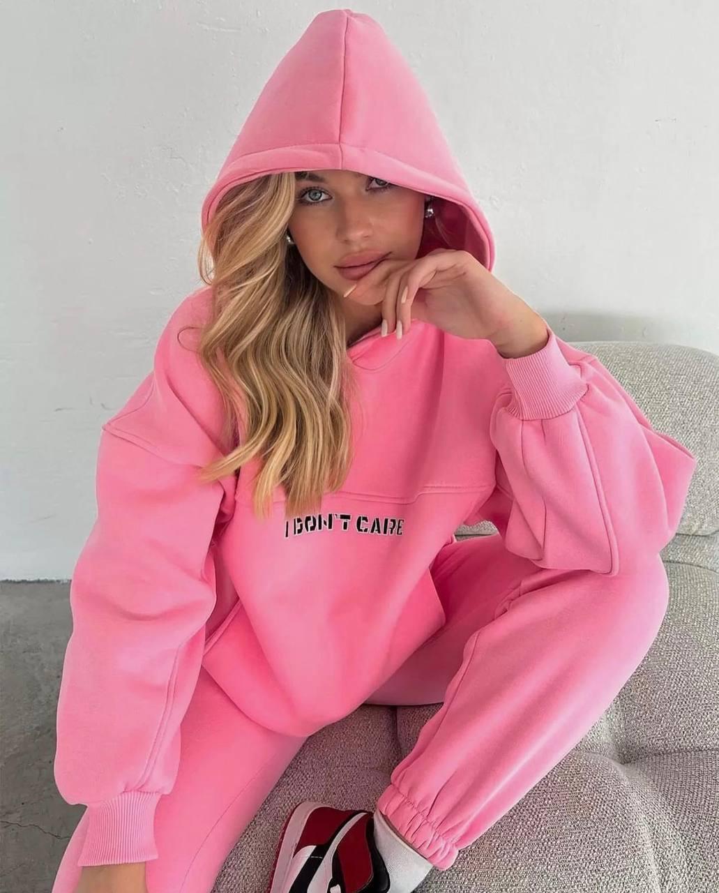 Теплий жіночий ЗИМЕНЬ спортивний котсюм оверсайз із написом "I DON'T CARE" Розмірі: 42-46; 48-52, фото 1