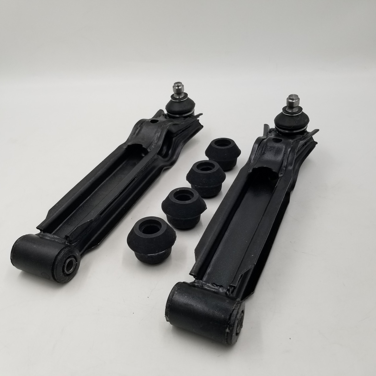 Важіль передні Матіз (комплект 2 ричага + 4 втулки) EuroEx Угорщина