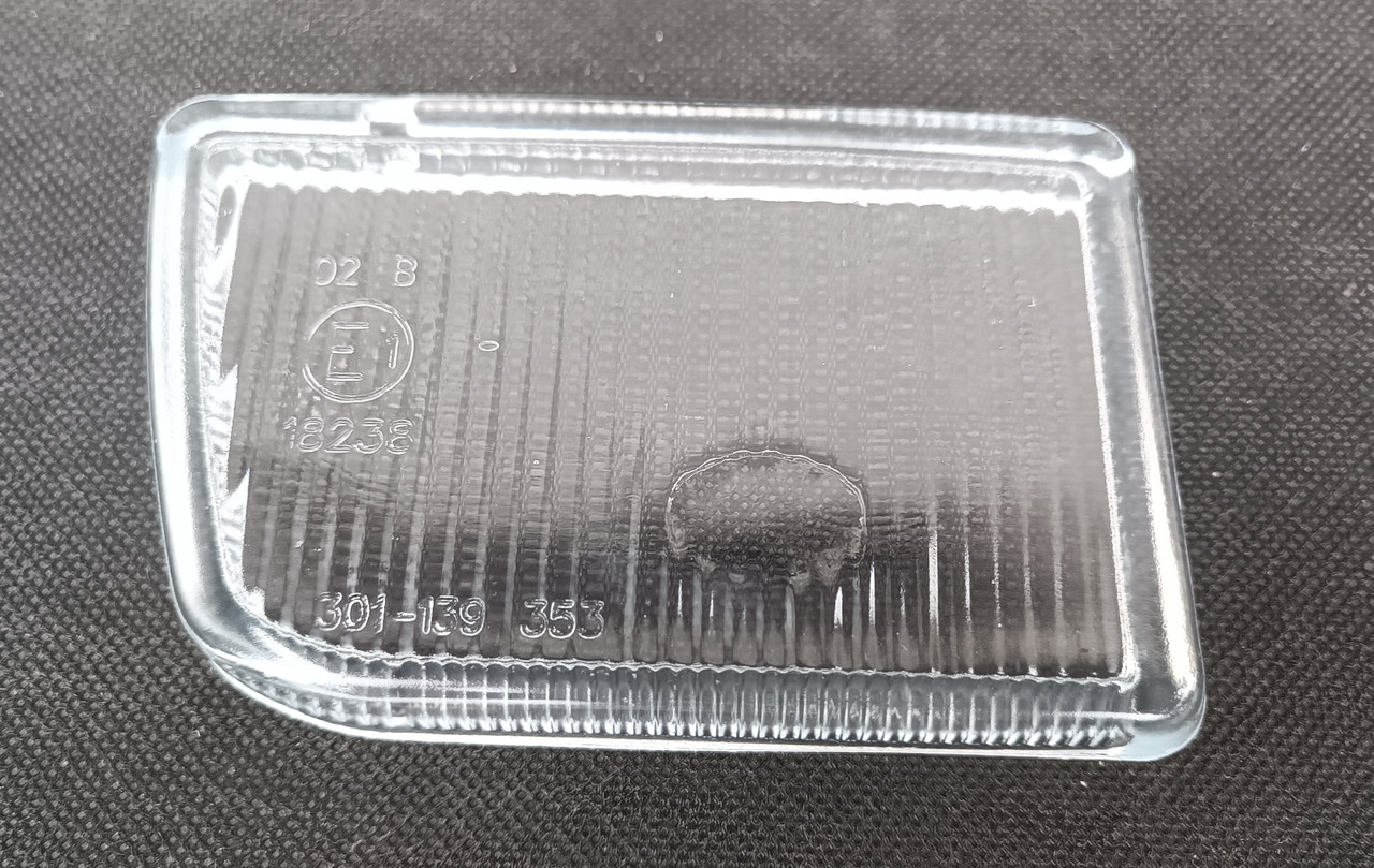 Скло протитуманної фари ліве Volkswagen Golf 3 91-97, фото 1