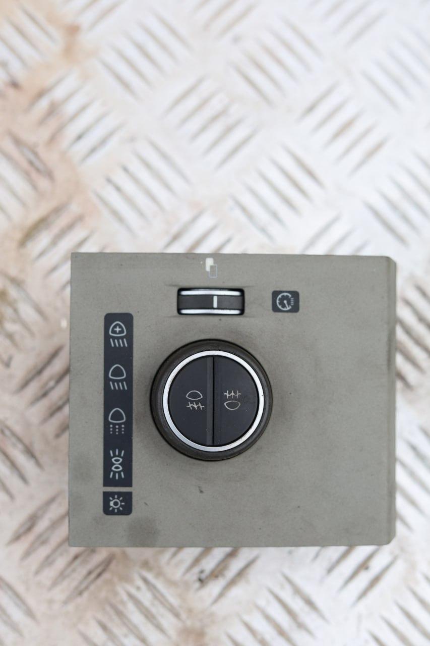 Перемикач світла фар б/в VOLVO FM (22157722) оригінал