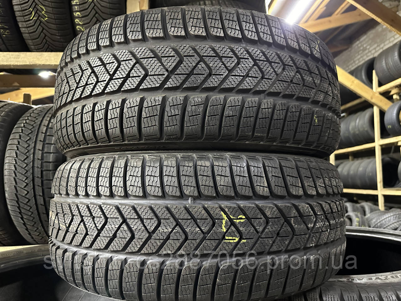 Шини зима 255/45R19 V Pirelli Sottozero3 рік 2021 протектор 7,5мм