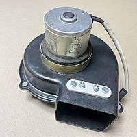 Вентилятор із кришкою кожуха обігрівача КрАЗ у зборі 6505-8102020