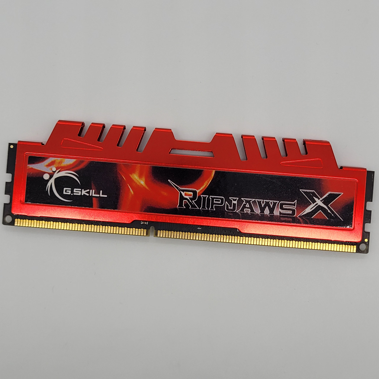 Ігрова оперативна пам'ять G.Skill RipjawsX DDR3 8Gb 1333MHz 10600U CL9 2R8 (F3-10666CL9D-16GBXL) Б/В