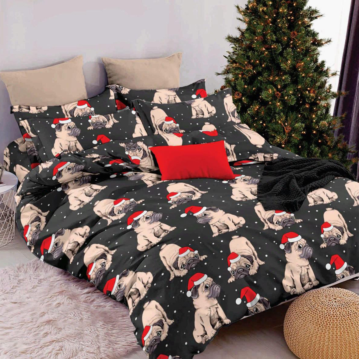 Простирадло 150х220 (Бязь) | Полуторне простирадло від виробника "Королева Ночі" | Новорічні мопси на темно-сірому, фото 1