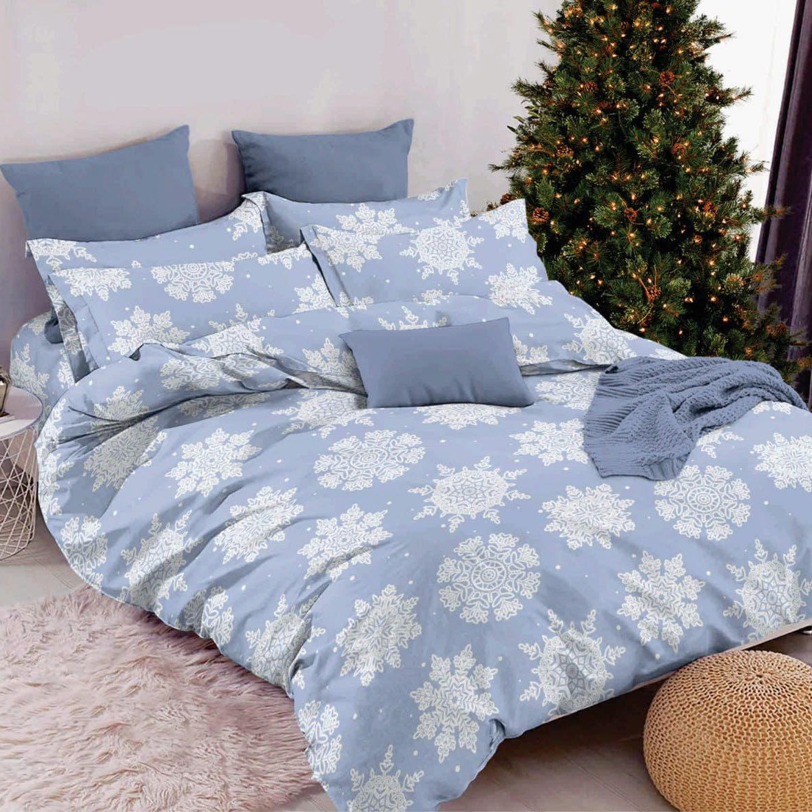 Підковдра на блискавці 145х215 (Бязь) | Полуторна підковдра від виробника "Королева Ночі" | Сніжинки на блакитному, фото 1