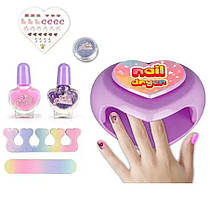 Набір для дитячого манікюру (лампа для лаків, накладні нігті, лак для нігтів, аксесуари)