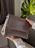 Елегантний жіночий клатч графіт якісна маленька сумка крос боді з ременем через плече сумка з екошкіри, фото 9