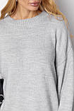 Жіночий в'язаний джемпер вільного крою — світло-сірий колір, L (є розміри), фото 4