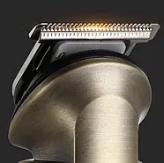 Акумуляторна машинка для стрижки волосся з різними насадками та дисплеєм VGR V-109 Універсальний триммер 6 в 1, фото 5