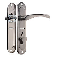 Дверная ручка на планке на входные и межкомнатные двери ASTEX AT - Cornu S42 -R правосторонняя (BN никель)