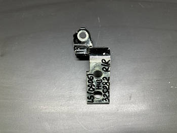 Петля дверей нижня LEXUS LS460 06-12 XF40 4.6 1UR-FSE 2007 задн. прав. (б/у)